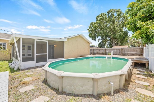 6012 Flora Ter, House other with 3 bedrooms, 2 bathrooms and null parking in APOLLO BEACH FL | Image 34