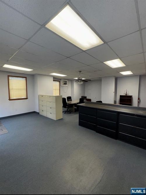 450 Broad St, Carlstadt, NJ, 07072-1163 | Card Image