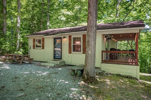 475 Timberlake Dr, Smithville, TN, 37166-5591 | Card Image
