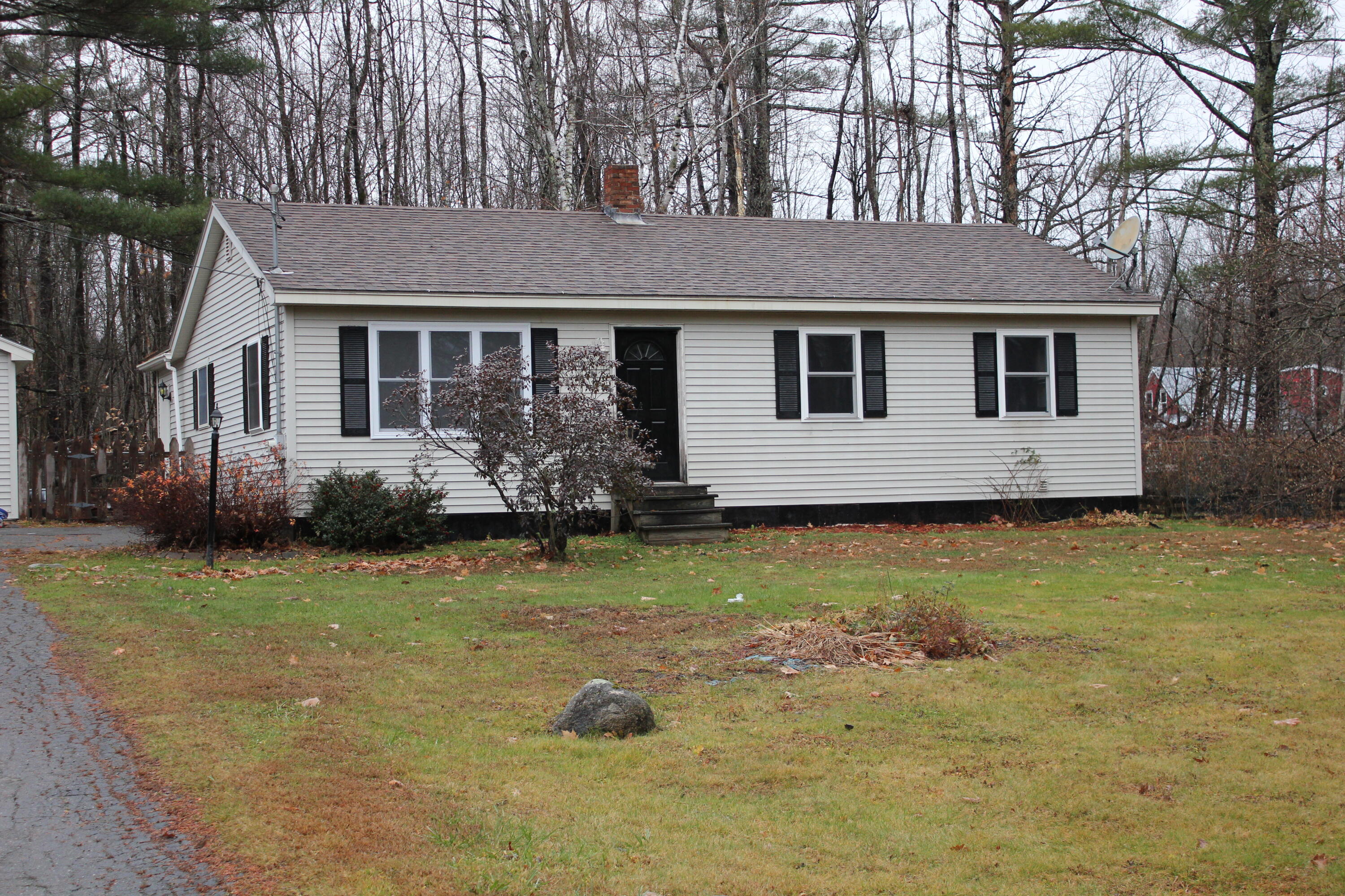 Oak St, Oakland, ME 04963