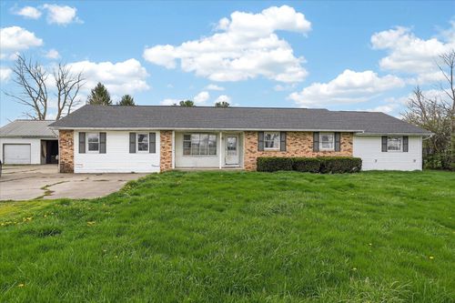 111 Hess Road, Washington Court House, OH, 43160 | Card Image