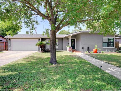 319 Ridgehaven Pl, San Antonio, TX, 78209-3423 | Card Image