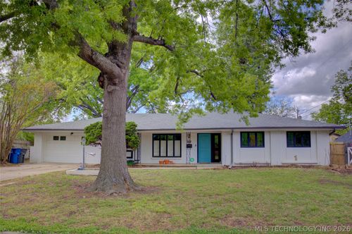 6811 E 59th St, Tulsa, OK, 74145-8213 | Card Image