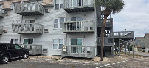 1d-300 47th Ave S, North Myrtle Beach, SC, 29582-5317 | Card Image