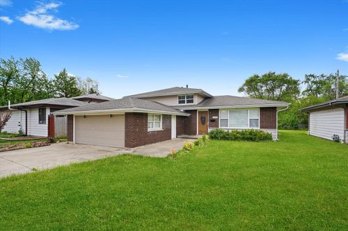 1315 Prince Dr, South Holland, IL, 60473-1129 | Card Image