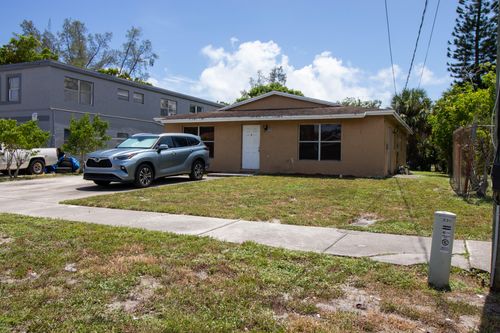 230 Sw 8th St, Deerfield Beach, FL, 33441-5212 | Card Image