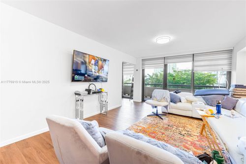 apt-3f-19667 Turnberry Way, Aventura, FL, 33180-2508 | Card Image