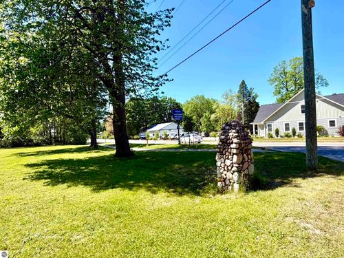 60 Ames St, Elk Rapids, MI, 49629 | Card Image