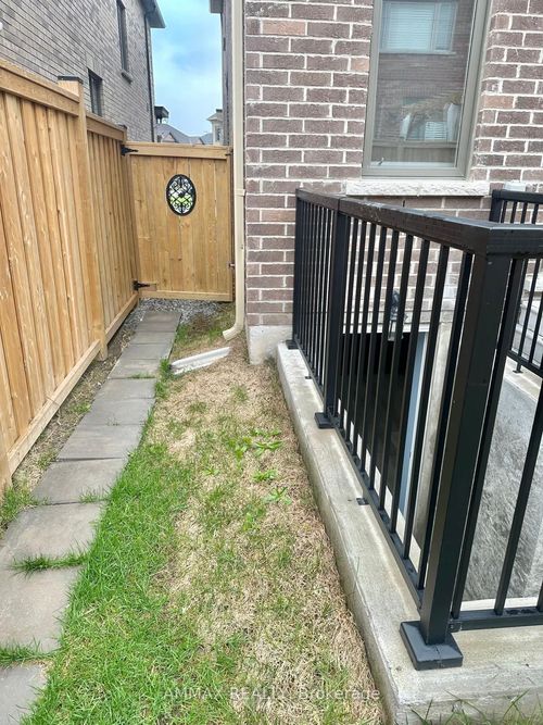 basement-14 Marcel Brunelle Dr, Whitby, ON, L1P0G9 | Card Image
