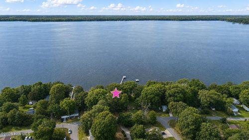 402 Chowan Trl, Edenton, NC, 27932-9339 | Card Image