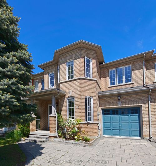 12 Rideau Drive, Richmond Hill, ON, L4B4P5 | Card Image