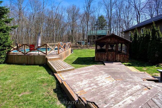 303 Tower Rd, House other with 3 bedrooms, 2 bathrooms and 6 parking in Lansdowne ON | Image 11