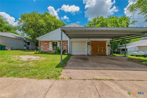 2522 Jackson Dr, Gatesville, TX, 76528-1923 | Card Image