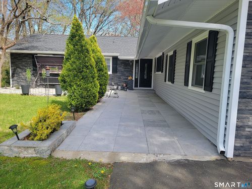 40 Prayer Spring Rd, Stratford, CT, 06614-1369 | Card Image