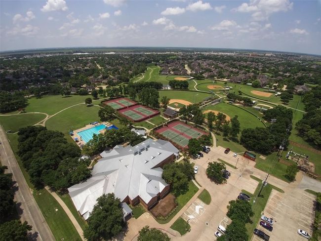 The Fairfield Athletic Center is home to Fairfield Sports Association which has a full gym and provides numerous sporting/exercise activities for people of all ages. | Image 46