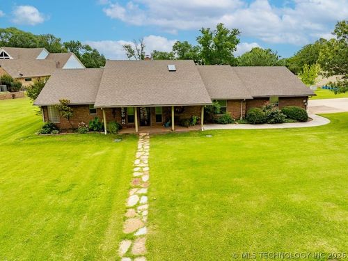 8567 Lake View Dr, Kingston, OK, 73439-8456 | Card Image