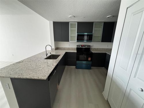411-5563 Millenia Palms Dr, Orlando, FL, 32839 | Card Image