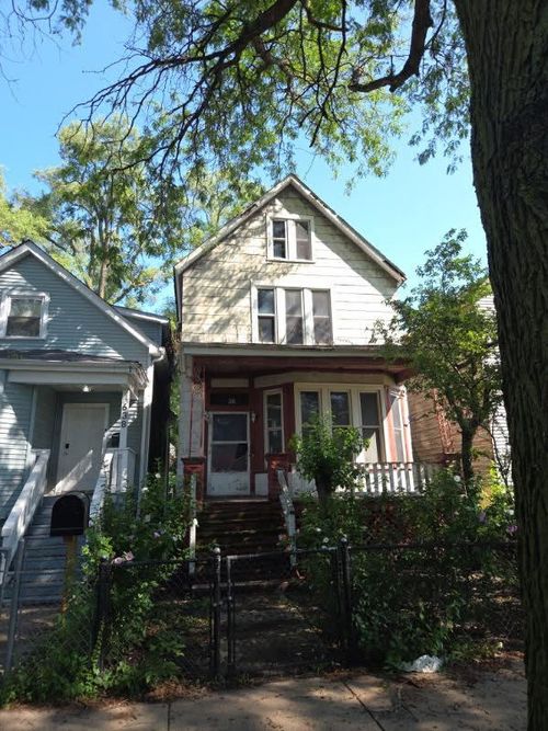 636 W 62nd St, Chicago, IL, 60621-2010 | Card Image