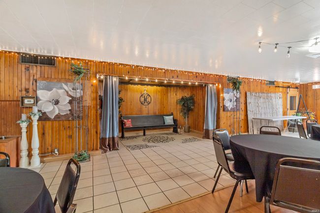 409 N 1 St St, Home with 0 bedrooms, 2 bathrooms and null parking in Gas City IN | Image 16