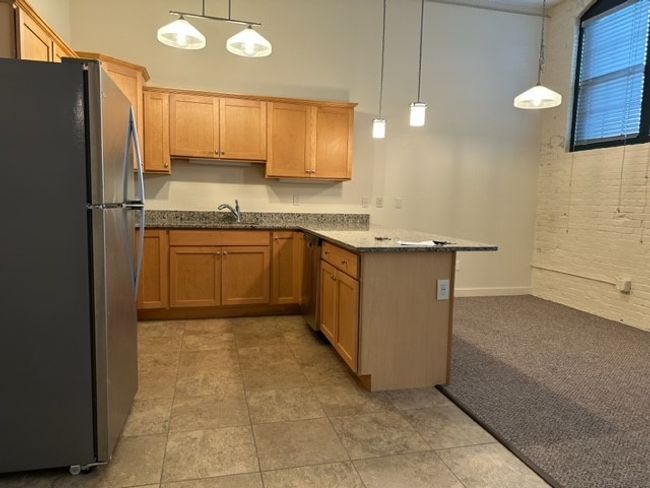 1-1212 - 20 Newman Ave, Home with 2 bedrooms, 2 bathrooms and 2 parking in Rumford RI | Image 5