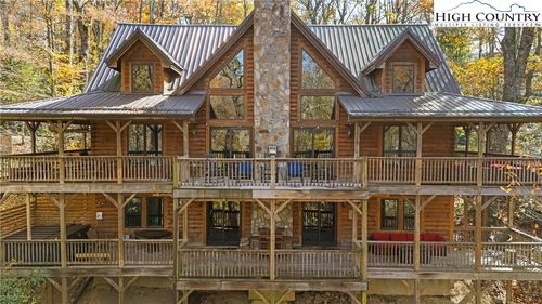 592 Galax Cir, Blowing Rock, NC, 28605-9297 | Card Image