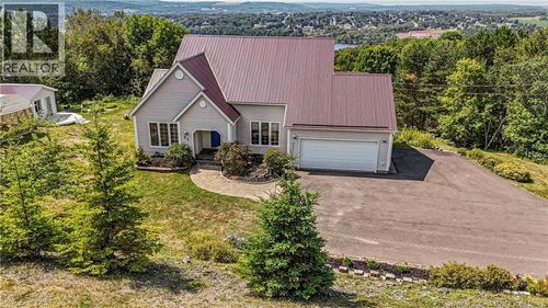 31 Rosewood Dr, Grafton, NB, E7N1P4 | Card Image