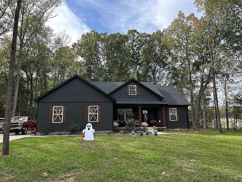 100 Woodhurst Ln, Russellville, KY, 42276-9267 | Card Image