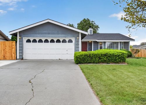 507 N Quebec St, Kennewick, WA, 99336-1080 | Card Image