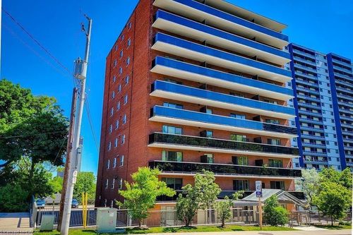 905-81 Charlton Ave E, Hamilton, ON, L8N1Y7 | Card Image