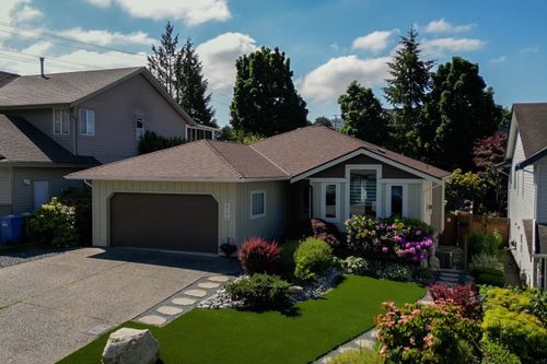 35194 Christina Pl, Abbotsford, BC, V2S8H1 | Card Image