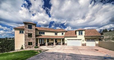 3319 Skyline Dr, House other with 5 bedrooms, 4 bathrooms and null parking in Rapid City SD | Image 2