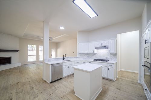 2740 Fern Valley Ln, Rockwall, TX, 75087-6771 | Card Image