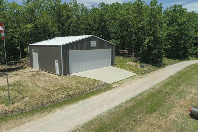 Private airplane hangar -- not for sale | Image 45
