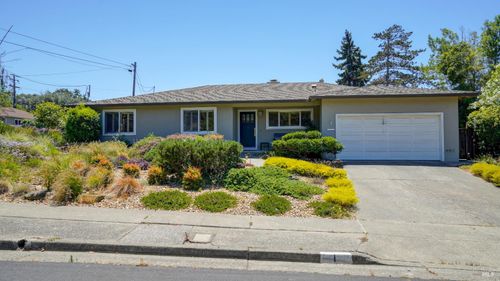 1 Cushing Avenue, San Rafael, CA, 94903 | Card Image
