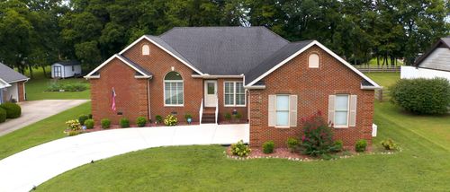 103 Laurelwood Dr, Shelbyville, TN, 37160-2135 | Card Image