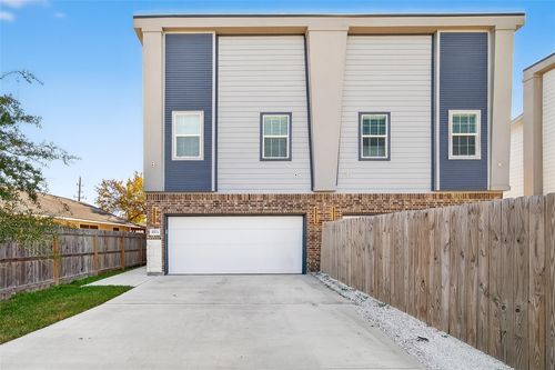 a-10021 Alfred Ln, Houston, TX, 77041-6101 | Card Image