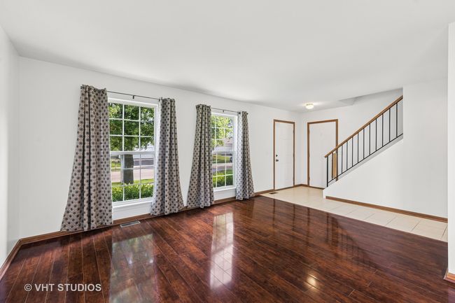 2664 Stuart Kaplan Dr, House other with 3 bedrooms, 3 bathrooms and 4 parking in Aurora IL | Image 7
