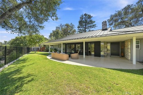 3608 Hampstead Rd, La Canada Flintridge, CA, 91011 | Card Image