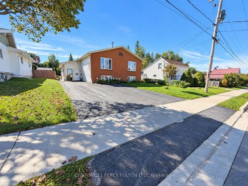 85 Denniston St, Lindsay, ON, K9V1L4 | Card Image