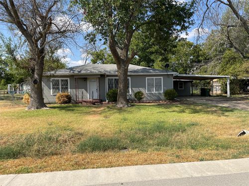 219 Playdium Dr, West, TX, 76691-2030 | Card Image