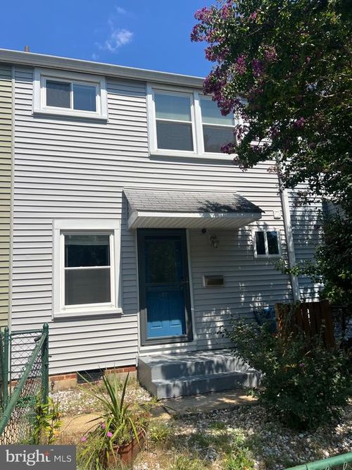 2 Laurel Hill Rd, GREENBELT, MD, 20770-7752 | Card Image
