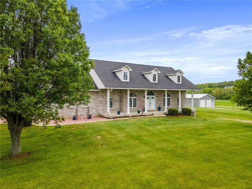 11511 S Hunt Rd, Lone Jack, MO, 64070-8576 | Card Image