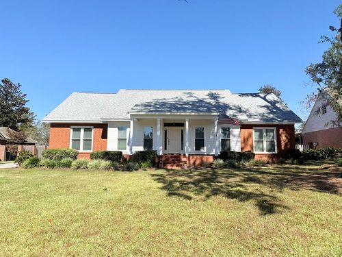 1011 Williamsburg Dr, Valdosta, GA, 31602-4213 | Card Image