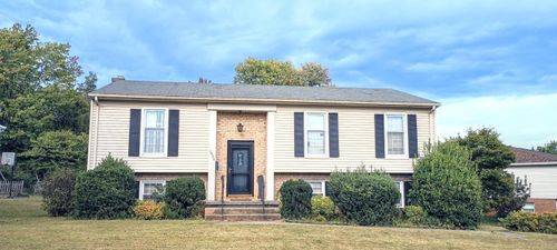 3926 Kentland Dr, Roanoke, VA, 24018-2420 | Card Image