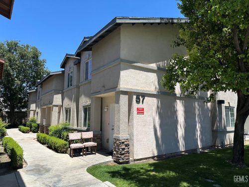 600 Hosking Ave, Bakersfield, CA, 93307-5721 | Card Image