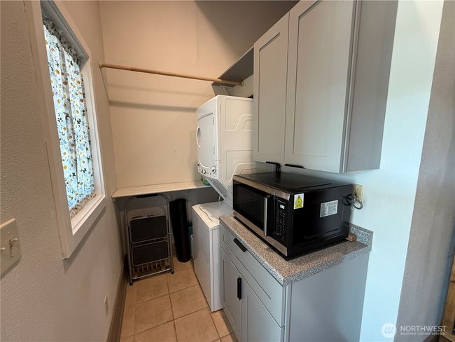 laundry right inside the back door | Image 25