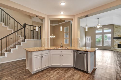 11711 Petal Falls Ln, Tomball, TX, 77377-2646 | Card Image