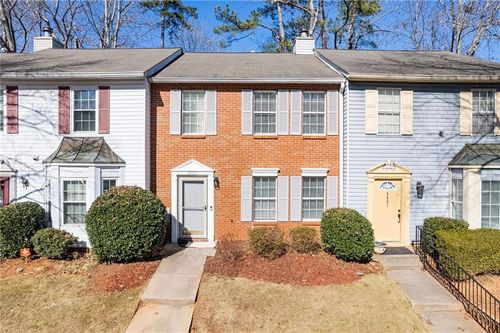 6423 Wedgeview Dr, Tucker, GA, 30084-8700 | Card Image