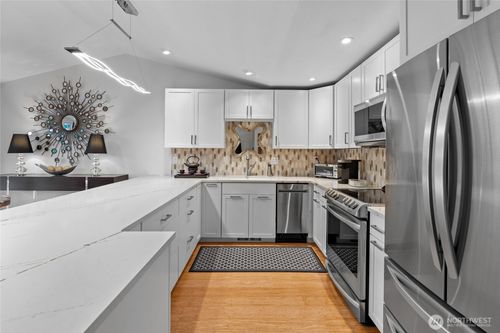 apt-38-6020 N Highlands Pkwy, Tacoma, WA, 98406-2154 | Card Image