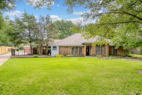 2413 Taylor St, Southlake, TX, 76092-3317 | Card Image